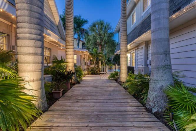 Blue Sage Hotel Siesta Key Exterior photo